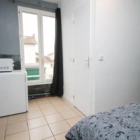 01 - Chambre Avec Lit Double Ideal Jo 2024 Σαιν-Ντενί Εξωτερικό φωτογραφία